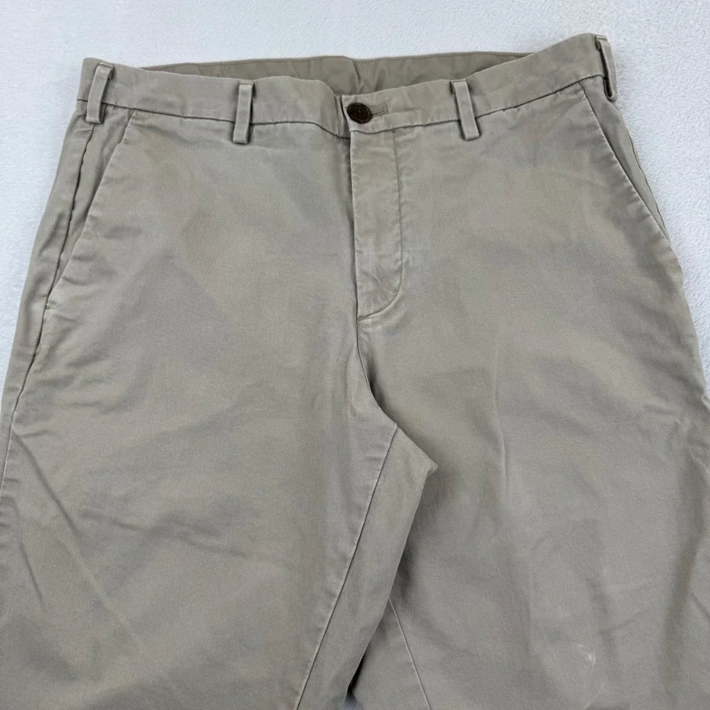 Uniqlo Slim Fit Chino Pants Mens 33x34 Khaki Tan Cotton Flat Front Trousers